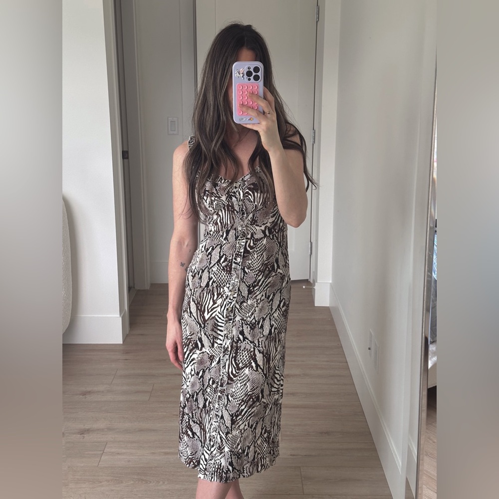 Wilfred Aritzia Animal Print Button Front Midi Dress Size 0 | Crepette